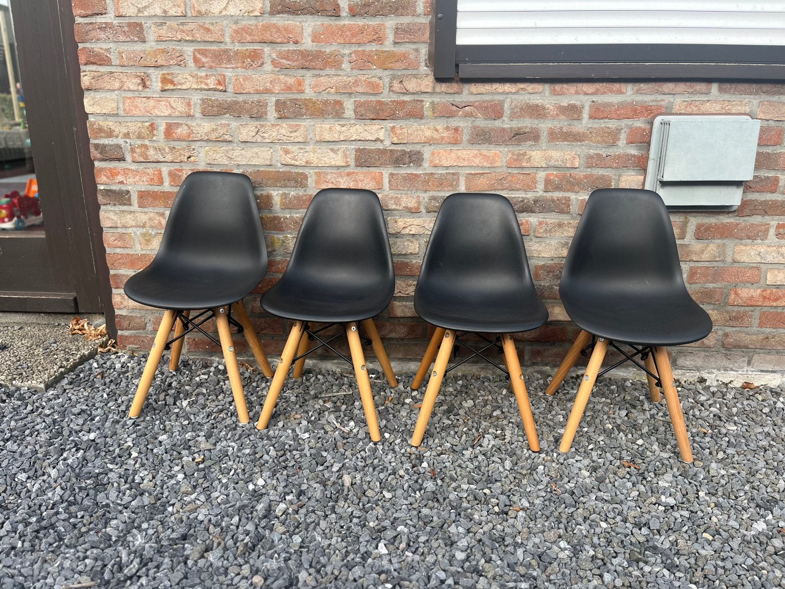 4 zwarte kinderstoeltjes, Ophalen, Gebruikt, Zwart, Vier