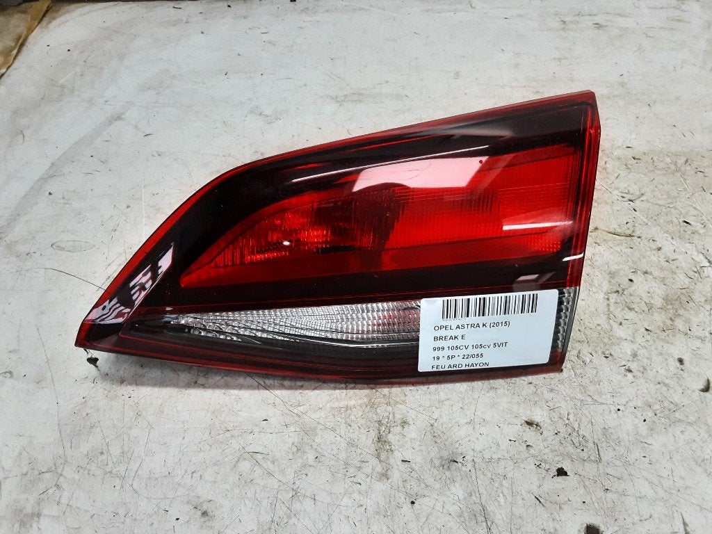 PANNEAU ARRIÈRE DROIT AVEC LAMPE Astra K Sports Tourer, Utilisé, Opel