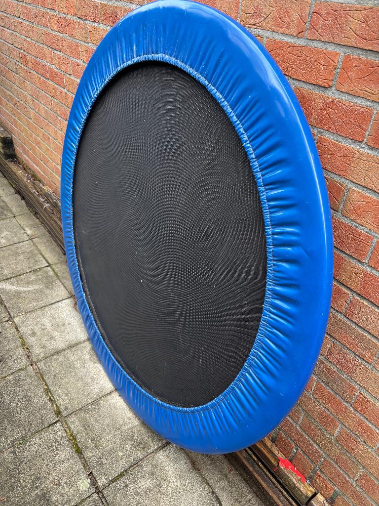 Trampoline, Ophalen, Gebruikt