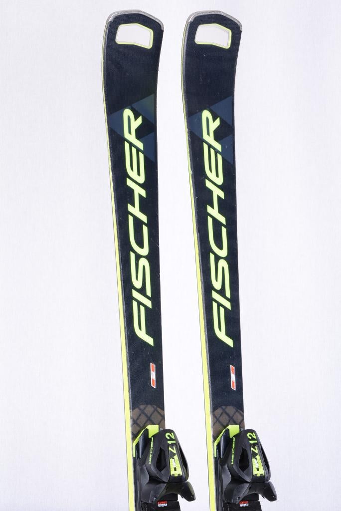 165 175 180 skis FISCHER RC4 WORLDCUP RC 2022, Sports & Fitness, Ski & Ski de fond, Utilisé, Skis, Fischer, Carving, Enlèvement ou Envoi