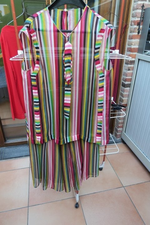 Topje + rokje zijde vert. strepen Gilmar mt 42, Kleding | Dames, Rokken, Meerkleurig, Gilmar, Maat 42/44 (L), Ophalen of Verzenden