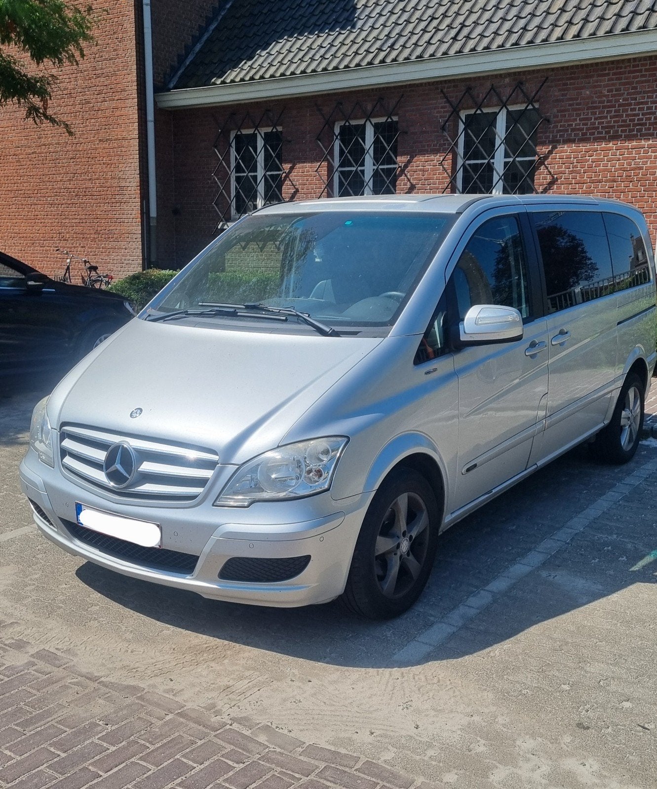 Mercedes Viano 2.2 - 2012 - 328.200km - Airco - Trekhaak, Auto's, Mercedes-Benz, 100 kW, Euro 5, 7 zetels, 2143 cc