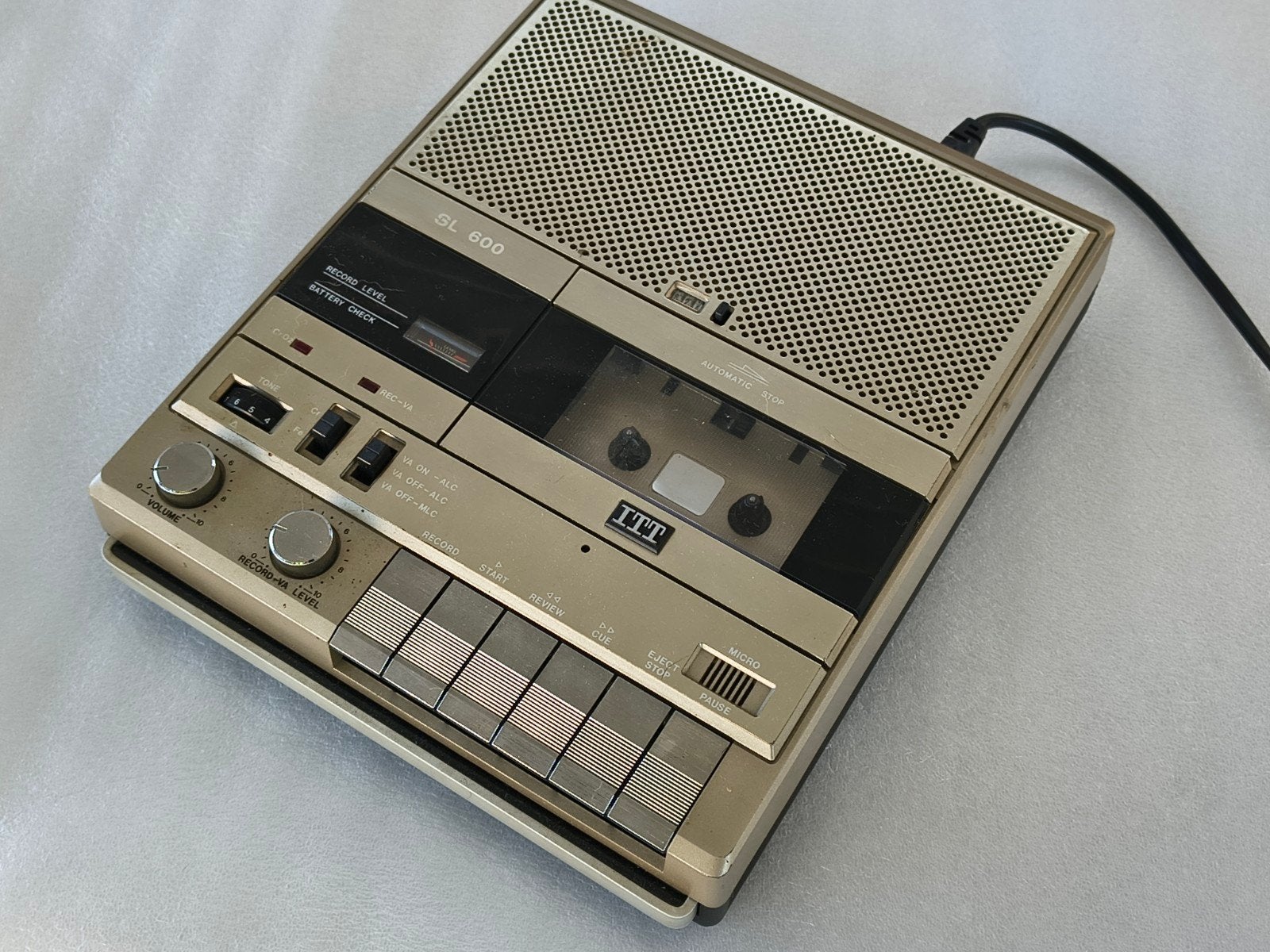 cassette speler ITT SL600, Audio, Tv en Foto, Radio's, Ophalen of Verzenden
