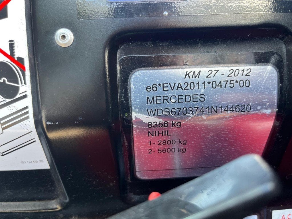 Mercedes Vario 0813 (Stock ID 44620) — 23