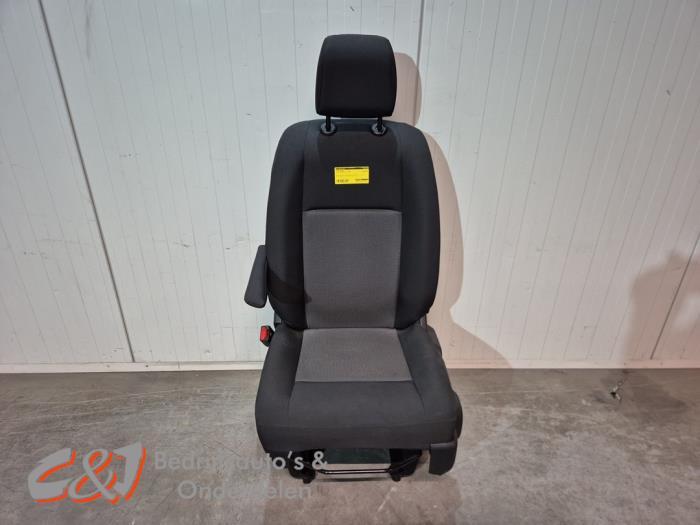 Stoel links van een Opel Vivaro, Gebruikt, -, -, Opel