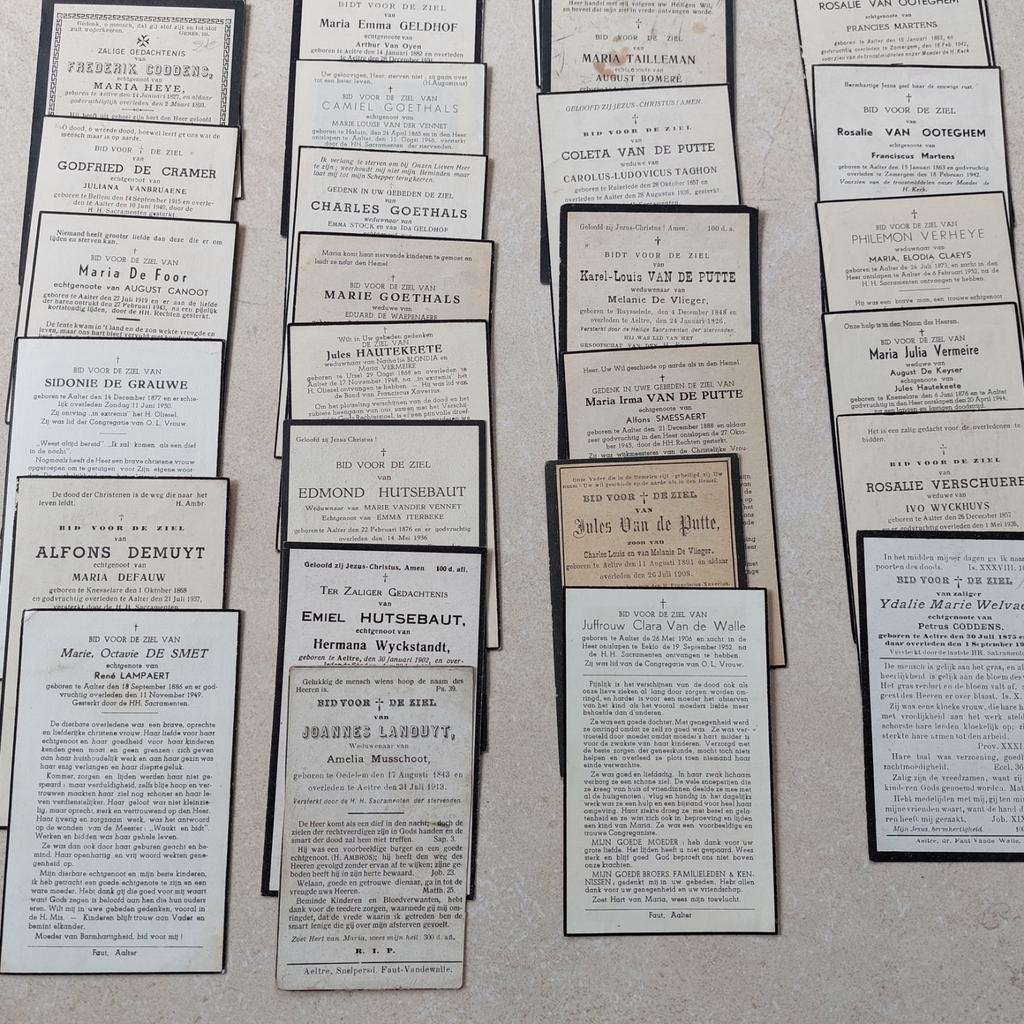 Mooi lot van 36 oude doodsprentjes van Aalter., Verzamelen, Bidprentjes en Rouwkaarten, Ophalen of Verzenden