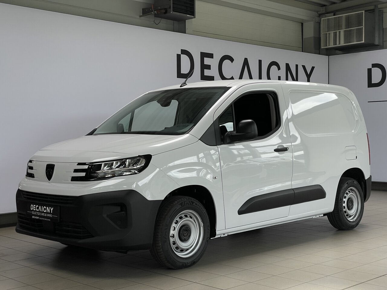 Peugeot Partner 100PK L1 *Camera*App Connect, Voorwielaandrijving, 4 deurs, 0 kg, Wit
