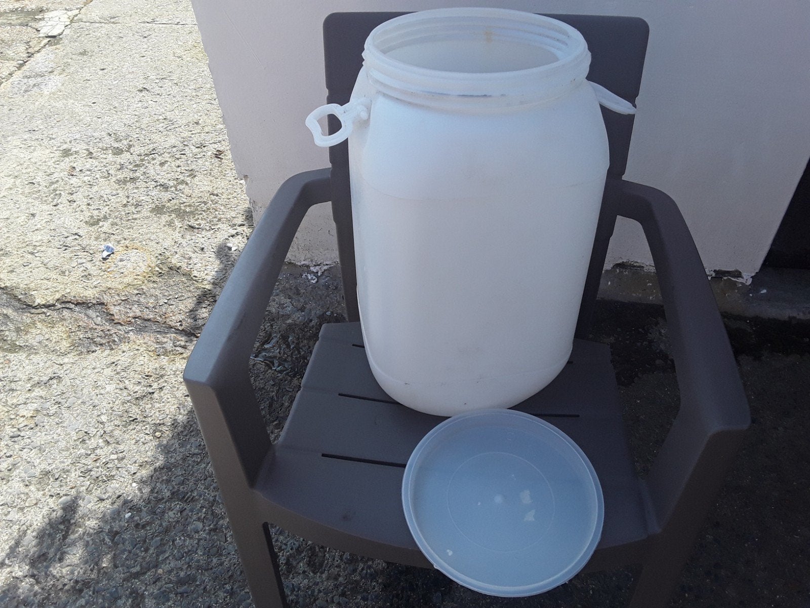 Pvc tonnen zeer proper geschikt voor voeding  20l lieter, Dieren en Toebehoren, Ophalen