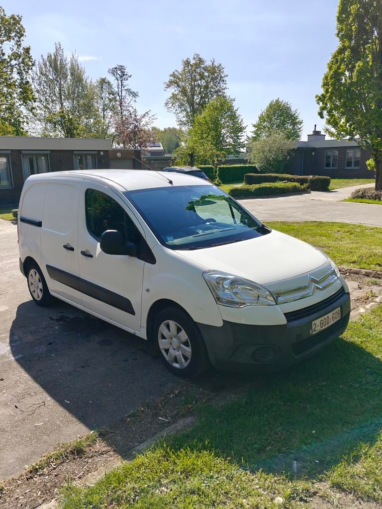 Citroen Berlingo 2010 lichte vracht, Auto's, Voorwielaandrijving, 4 deurs, Citroën, Wit