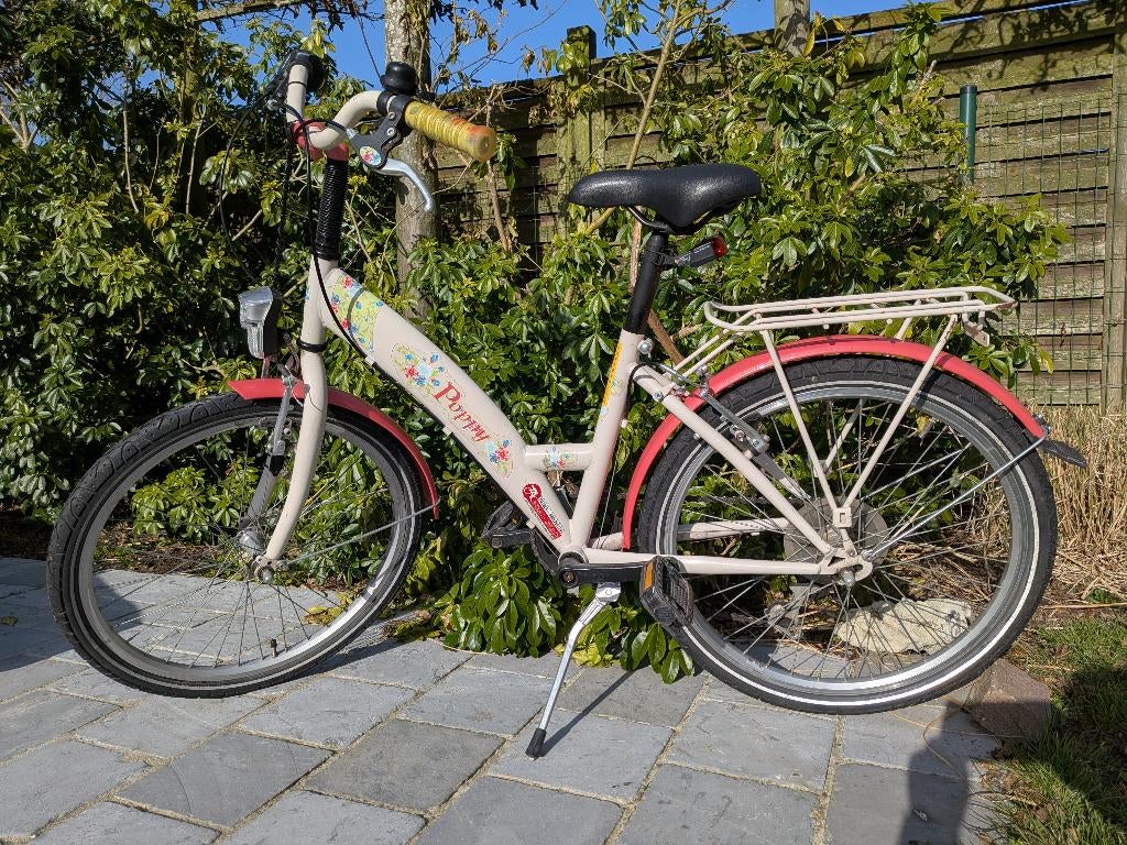 Mooie meisjesfiets, Fietsen en Brommers, Ophalen, 22 inch, Gebruikt, Poppy