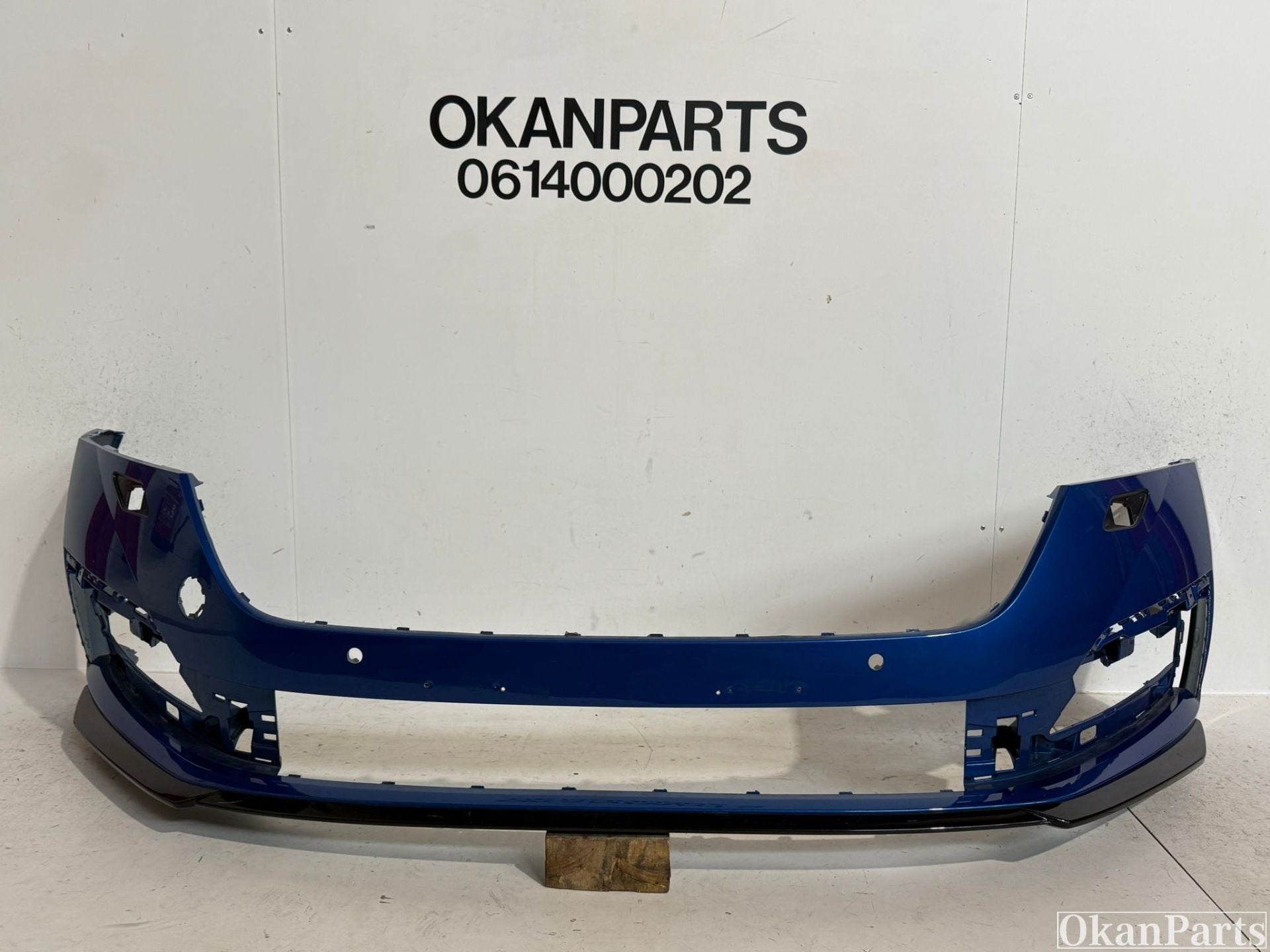 Skoda Octavia IV Monte Carlo voorbumper 5E3807221, Auto-onderdelen, Gebruikt, Voor, Bumper