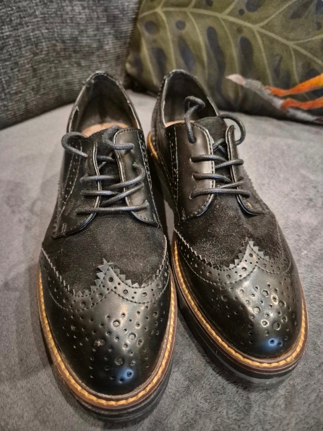 Zwarte dames brogues / veterschoenen met platformzool, Vêtements | Femmes, Chaussures, Enlèvement