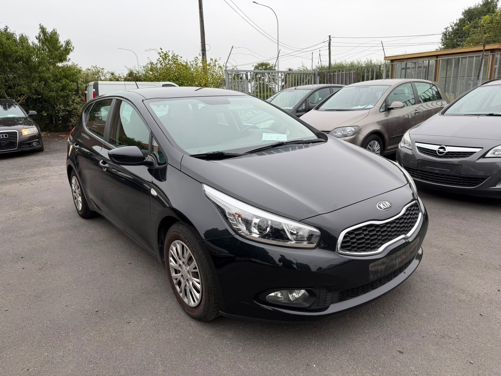 Kia Cee D, Voorwielaandrijving, Euro 5, Stof, 1287 kg