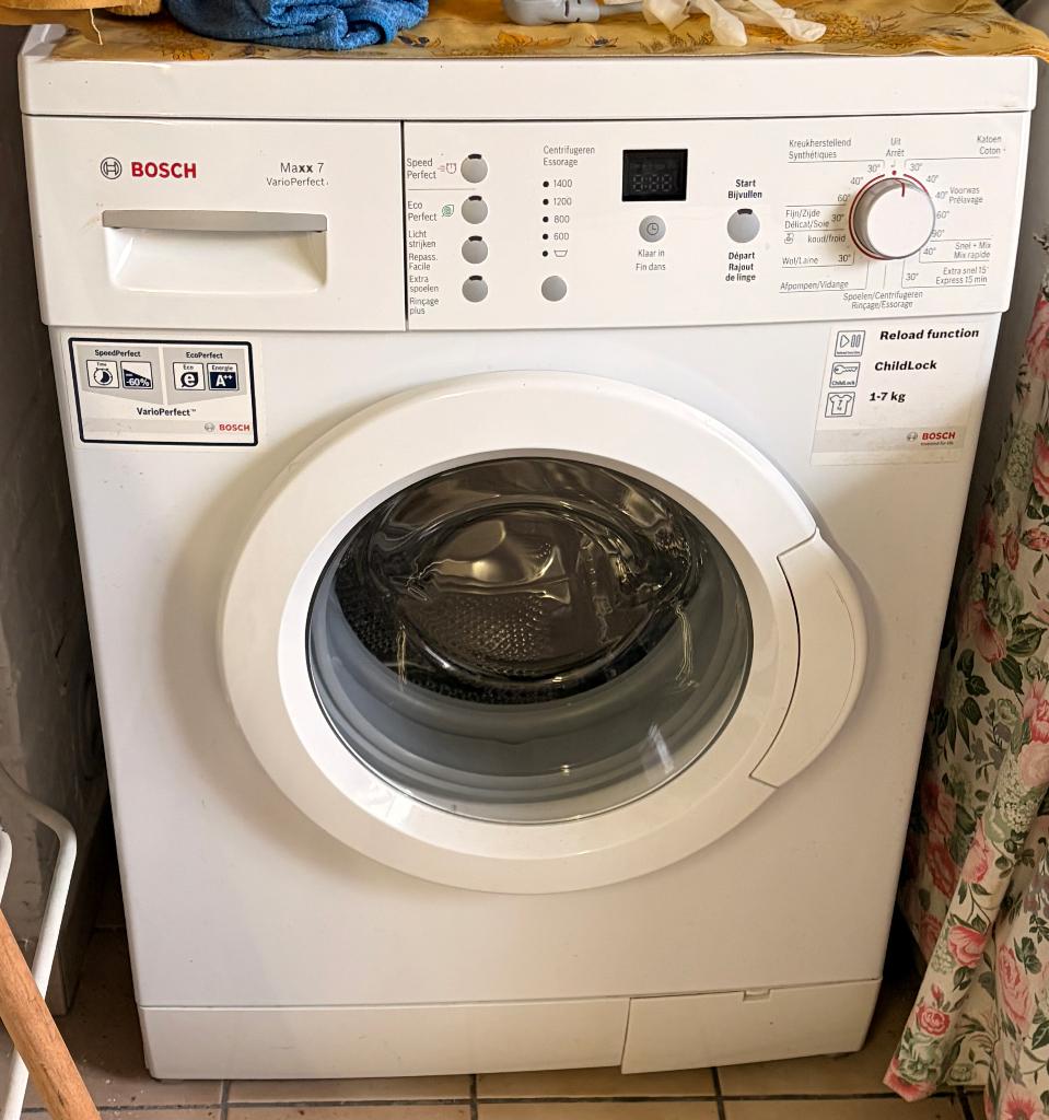 Lave-linge, Elektronische apparatuur, Wasmachines, Gebruikt, Voorlader, 6 tot 8 kg, 85 tot 90 cm, 1200 tot 1600 toeren, Kort programma