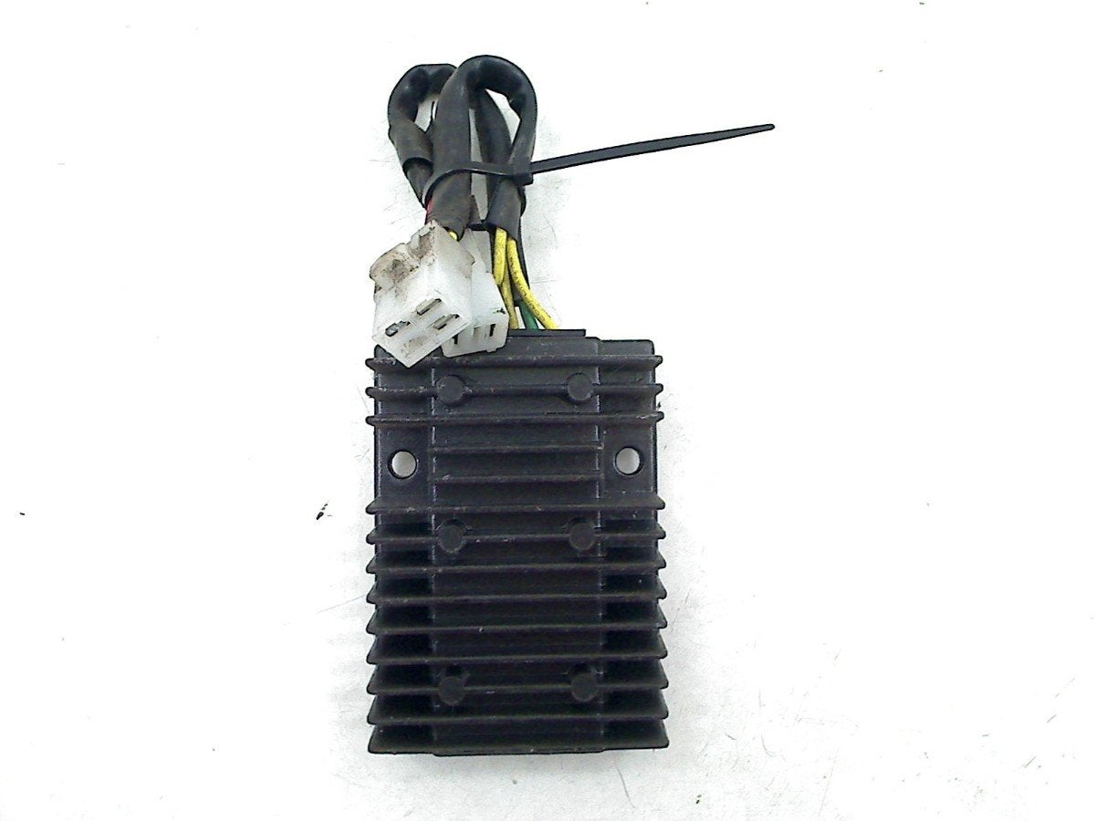 REGULATEUR DE TENSION Kymco New Like E4 50 2017-2021, P.J. Troelstraweg 8 8
3144 CX  MAASSLUIS, NL, Utilisé, Autres types, Dhr. S. di Majo