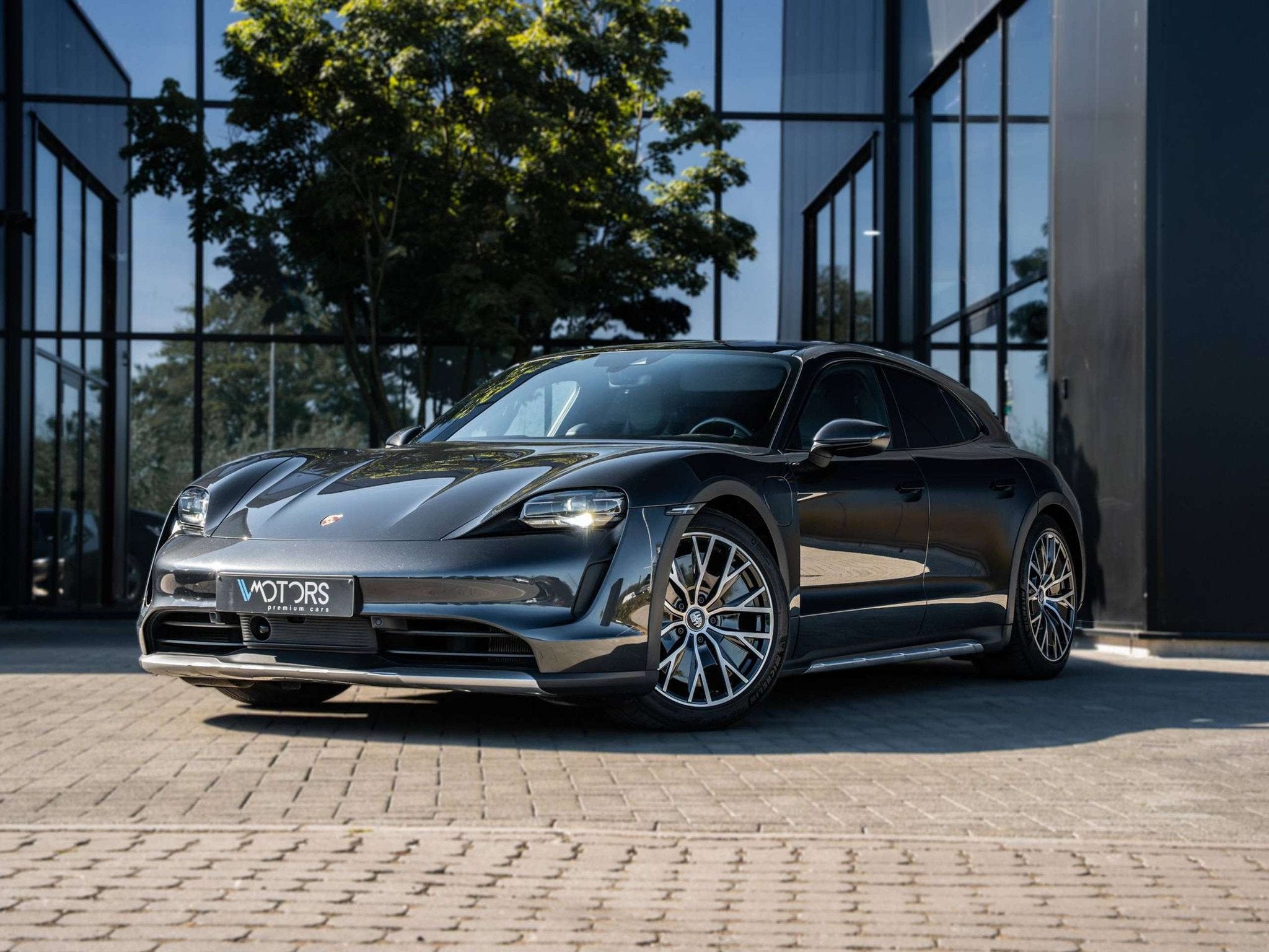 Porsche Taycan 4 Cross Turismo 93.4 kWh - Pano - Sport Chron, Auto's, Porsche, Automaat, 4 zetels, Gebruikt, Zwart