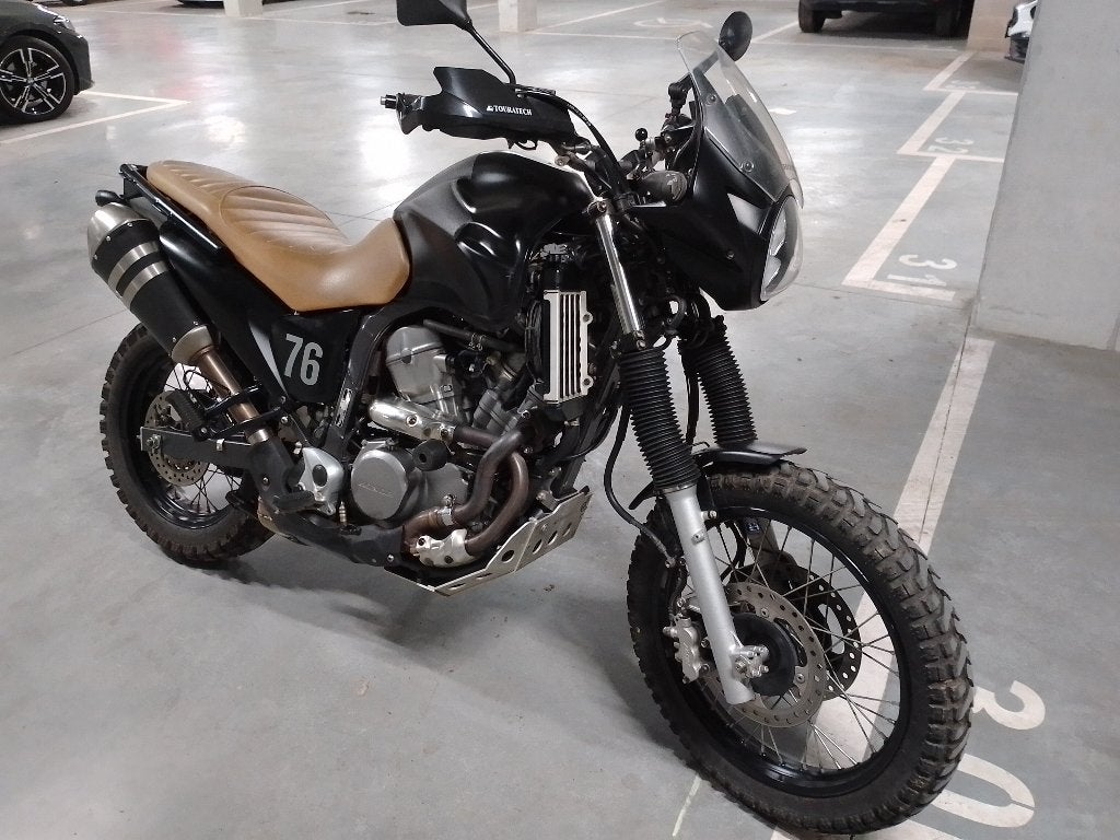 Honda transalp 700 scrambler, Ophalen