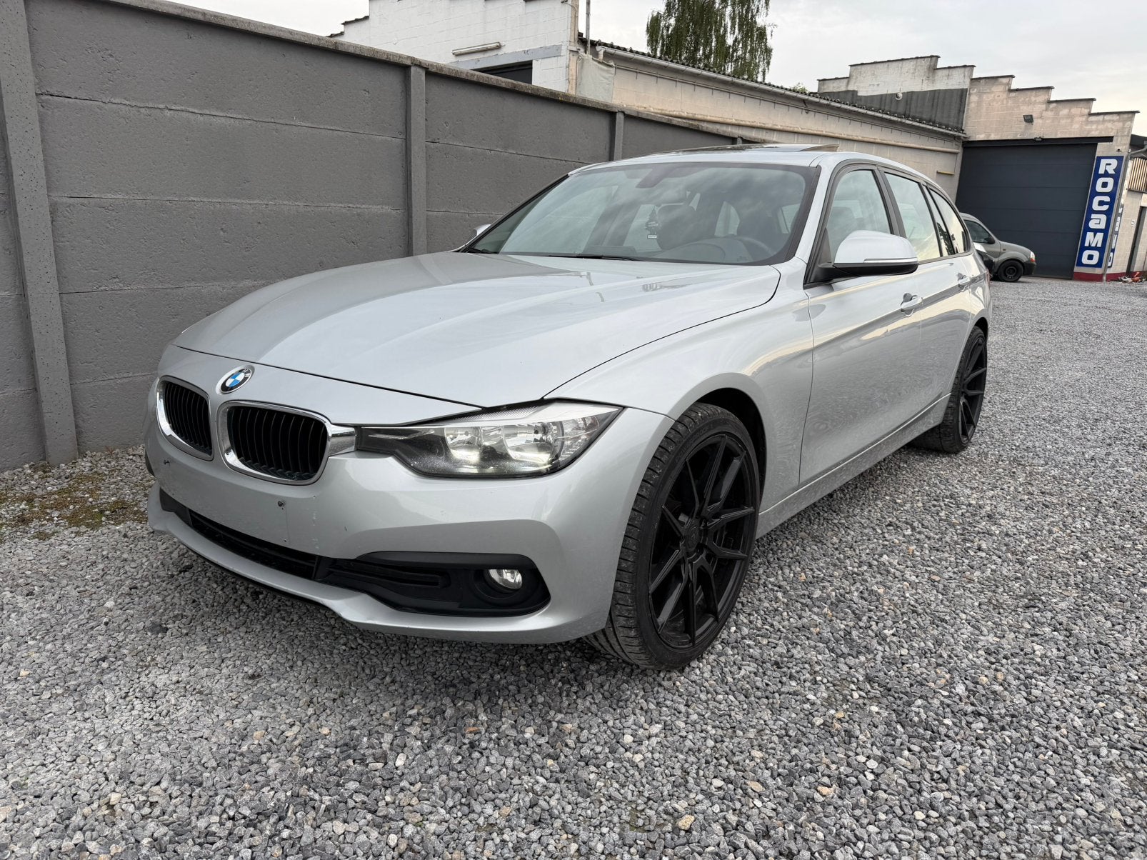 BMW 318d , AUTOMAAT,EURO6,PANO, Auto's, Automaat, Euro 6, Leder, Bedrijf