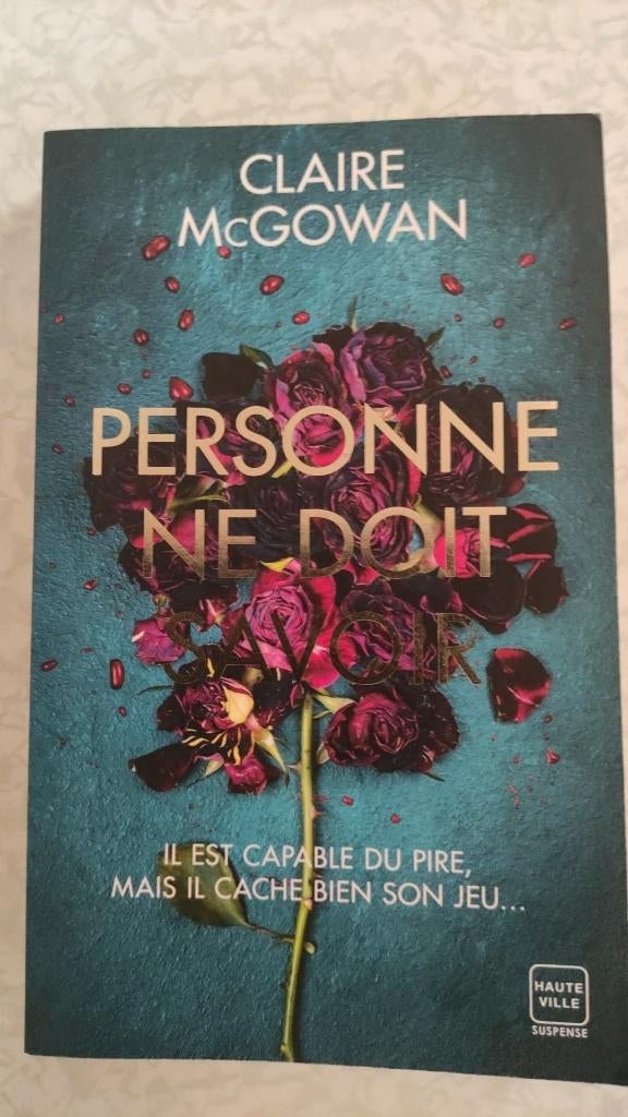 Claire McGowan - Personne ne doit savoir, Ophalen, Gelezen