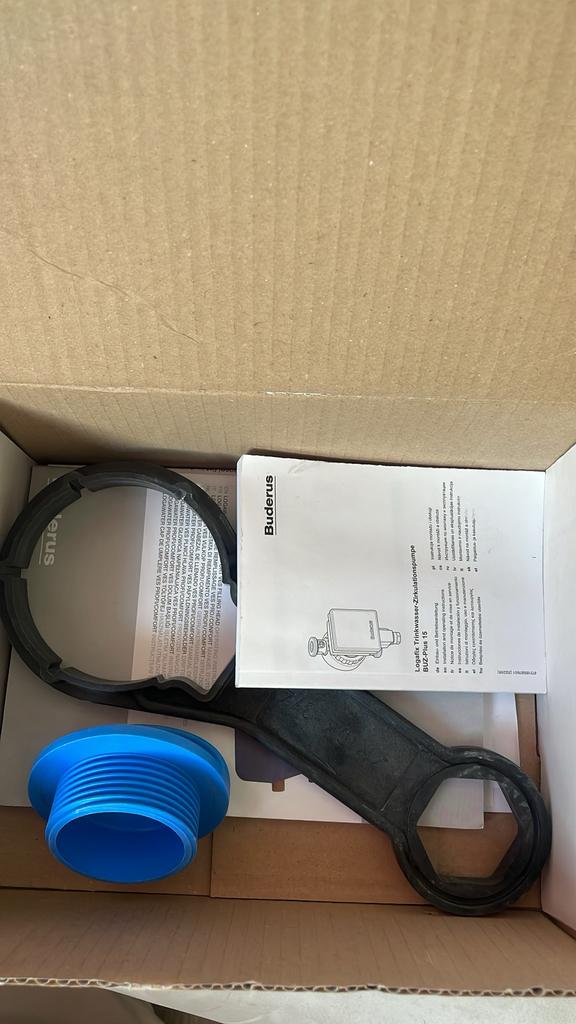 Kit / pompe Buderus pour chaudière – complet, Enlèvement, Comme neuf