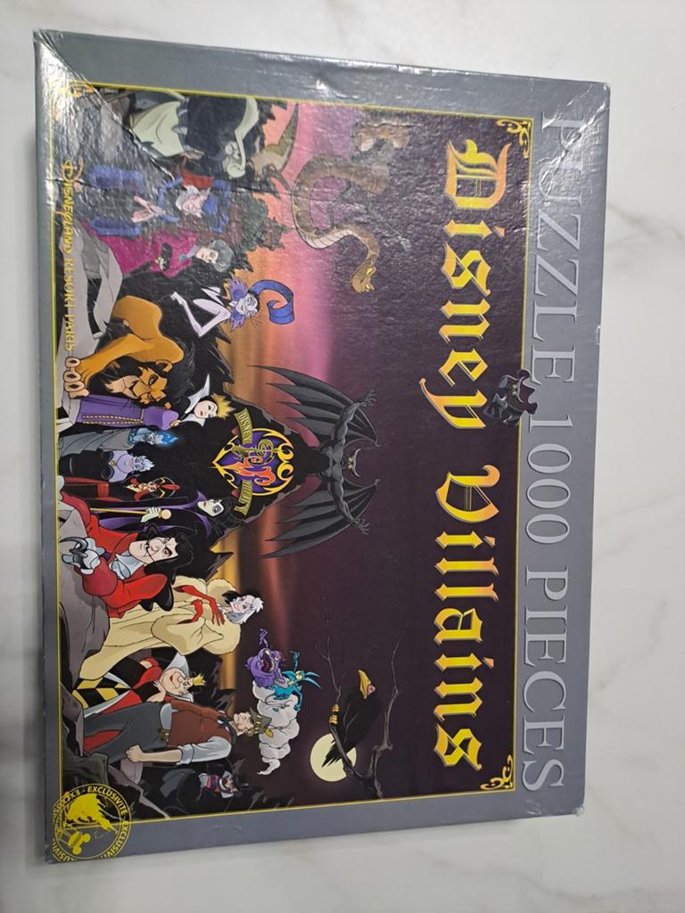Puzzle disney 1000 pièces. Disneyland paris. Collector, Hobby en Vrije tijd, Ophalen of Verzenden
