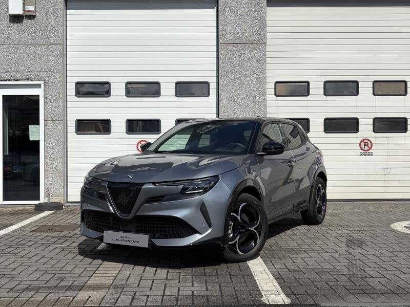 Alfa Romeo Junior Junior Ibrida MY25-Hybrid 145 Q4, Auto's, Automaat, Overige kleuren, 5 deurs, 107 kW