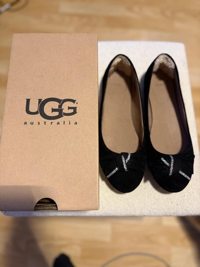 Ballerina's UGG, Ophalen, Nieuw, Zwart, Ballerina's