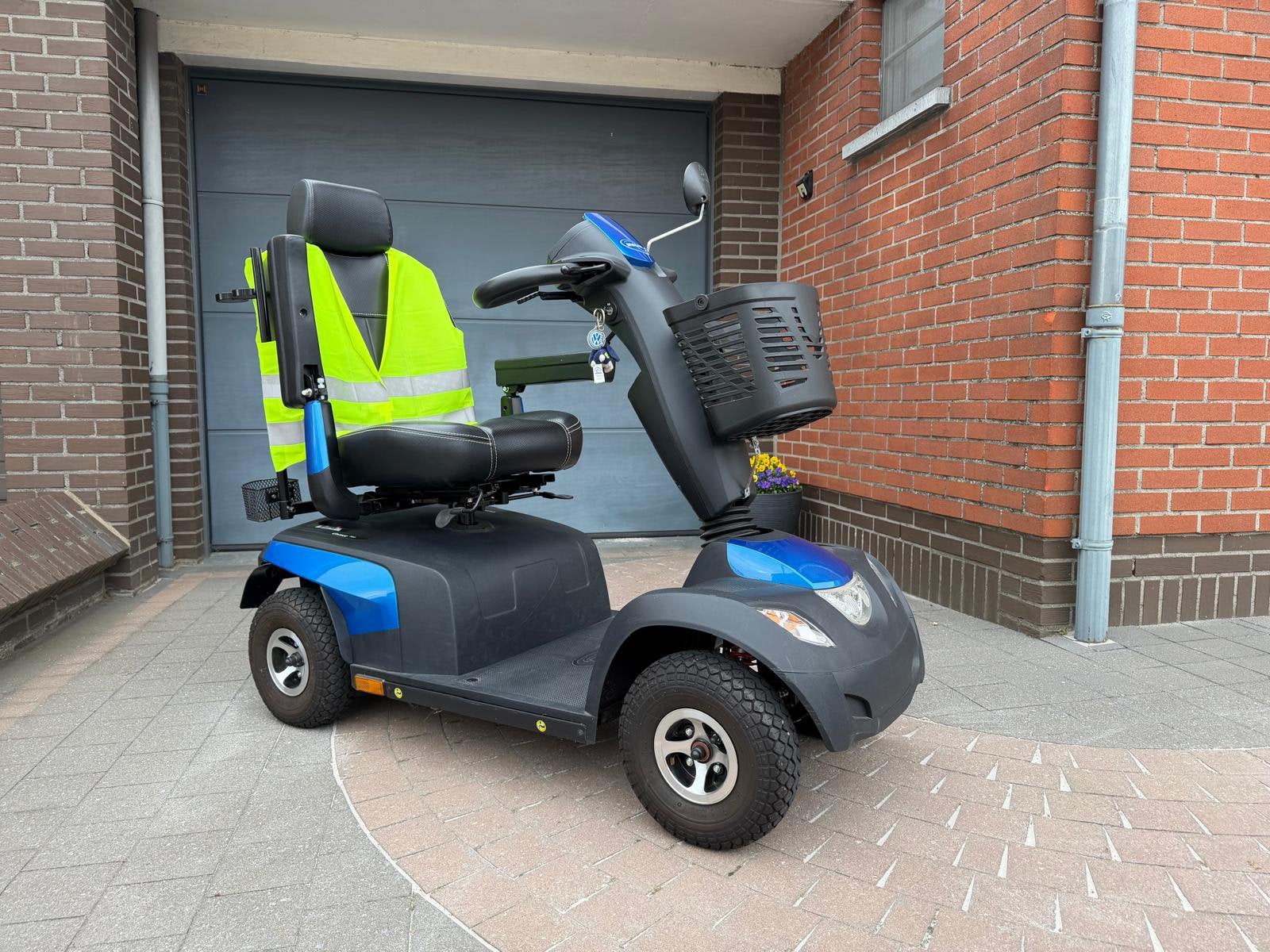 Scootmobiel invacare comet pro blauw, Divers, Voitures sans permis & Scooters pour invalides, Enlèvement, Invacare