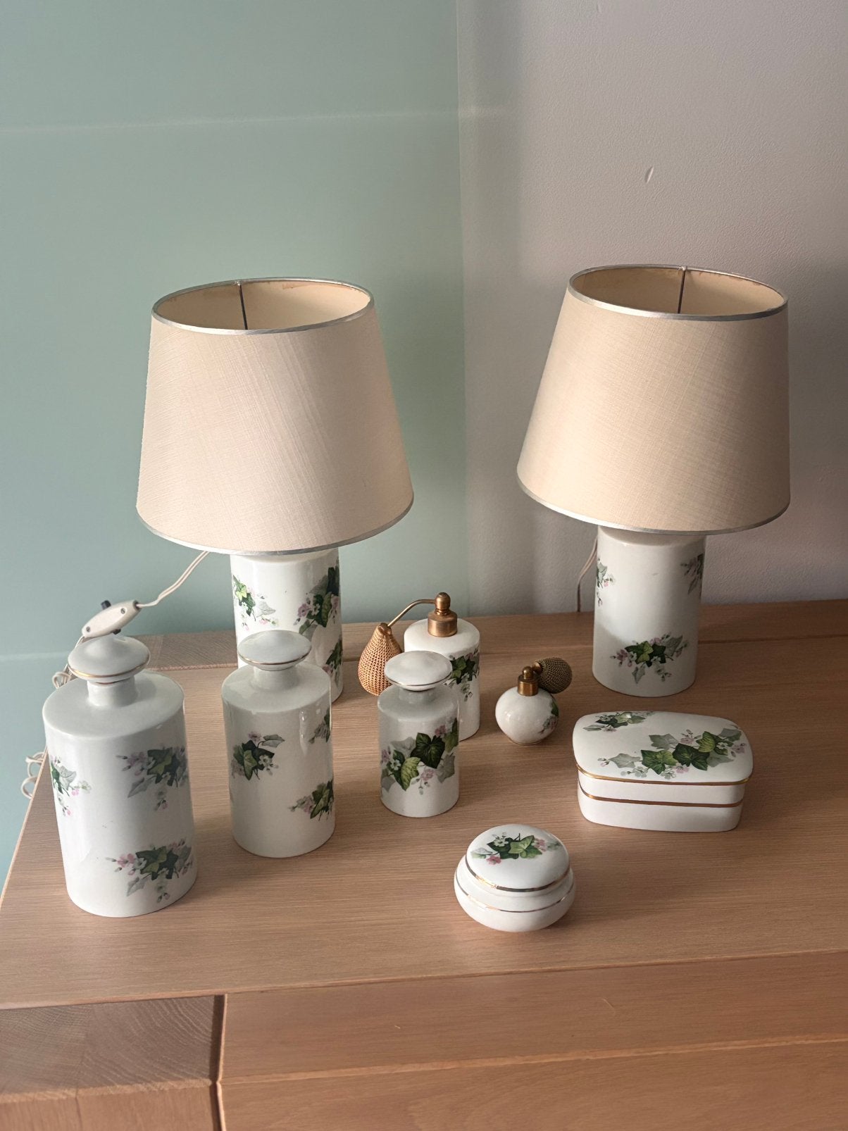 Ensemble de toilette Limoges, Huis en Inrichting, Ophalen, Zo goed als nieuw