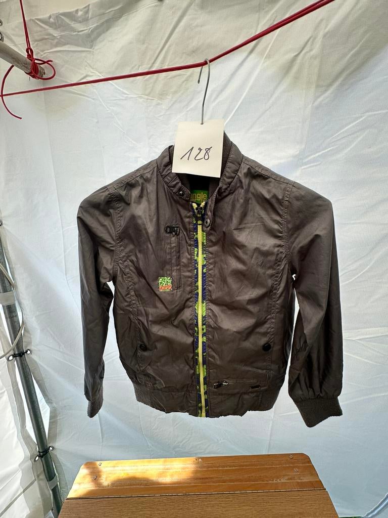 Jas maat 128 cks, Ophalen, Zo goed als nieuw, Jongen, Jas