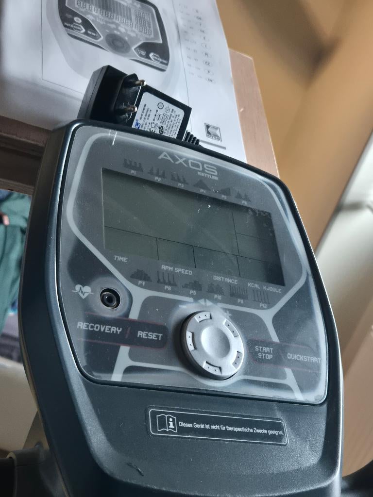 Hometrainer Kettler UM 678x (met handleiding & tabletsteun), Sport en Fitness, Fitnessapparatuur, Ophalen, Zo goed als nieuw, Hometrainer