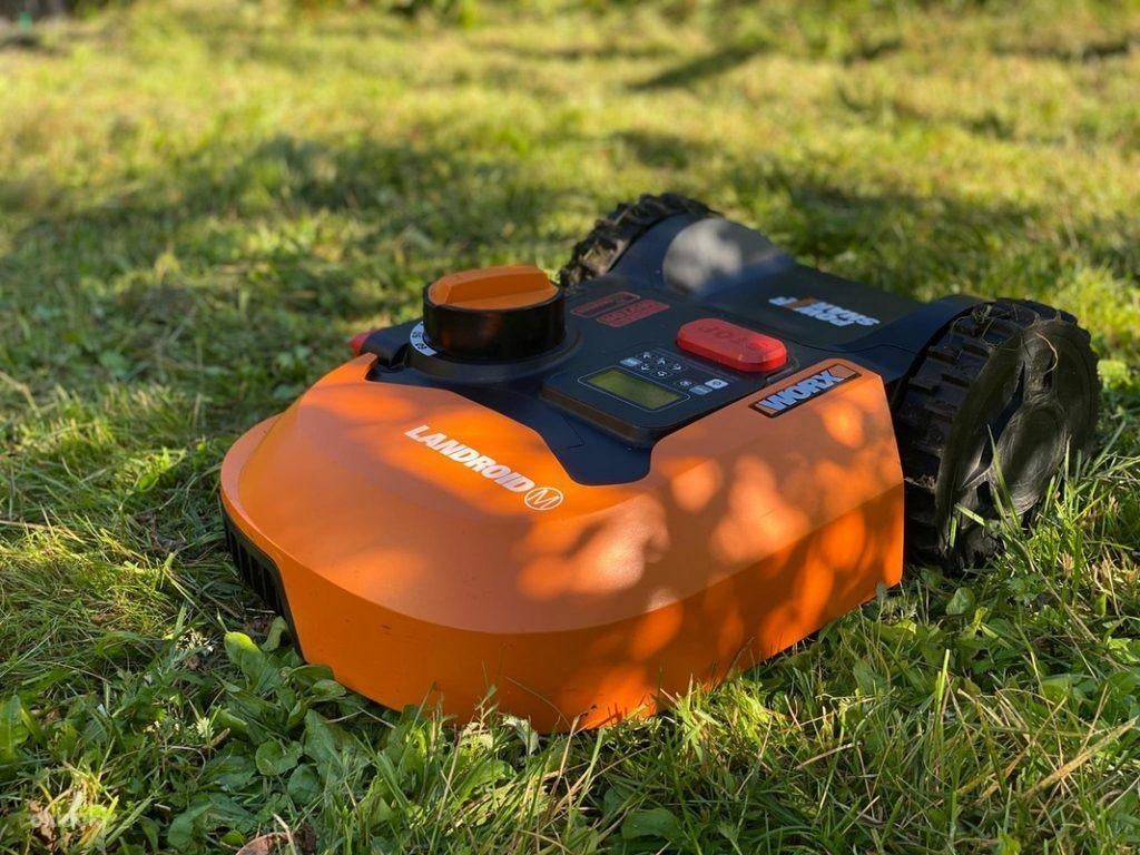 Robot tondeuse Worx, Jardin & Terrasse, Tondeuses à gazon, Comme neuf, Tondeuses à gazon sur batterie, Moins de 30 cm, Tondeuse rotative