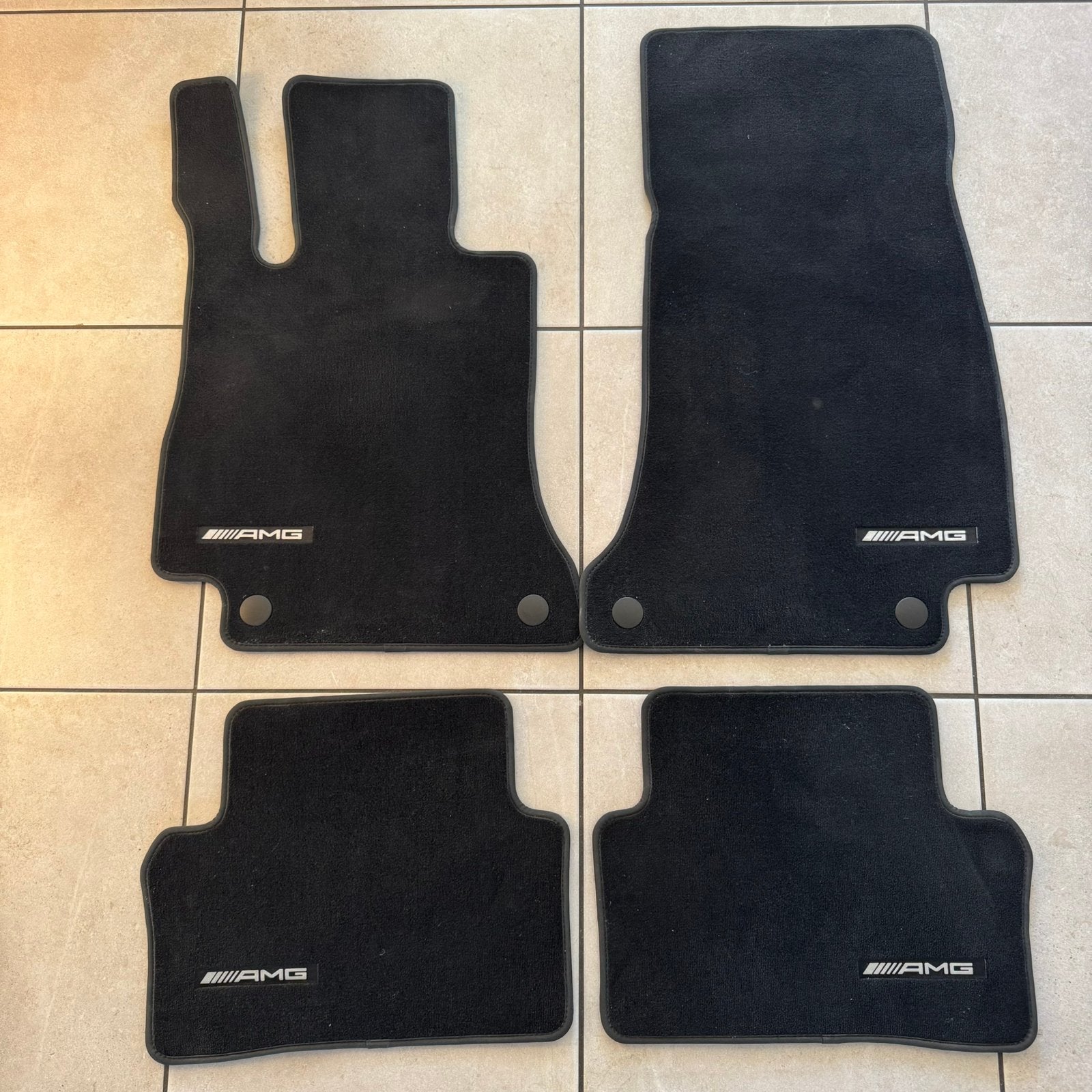 Tapis de voiture mercedes w205 ou w213, Enlèvement ou Envoi, Comme neuf