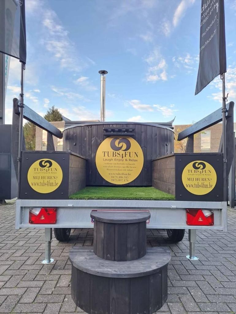 Hottub te huur, Enlèvement