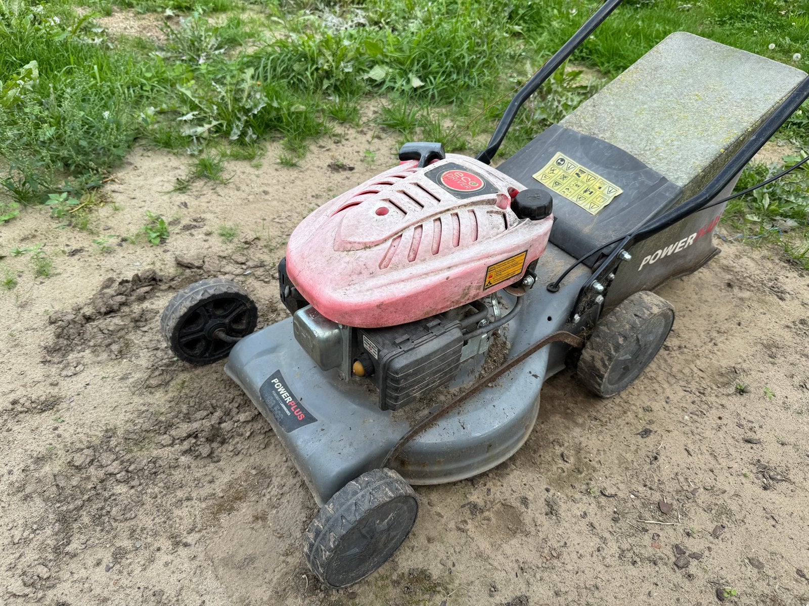Powerplus grasmaaier 98cc start maar valt uit, onderdelen, Enlèvement, Utilisé, Tondeuses à gazon à essence, Bac de ramassage