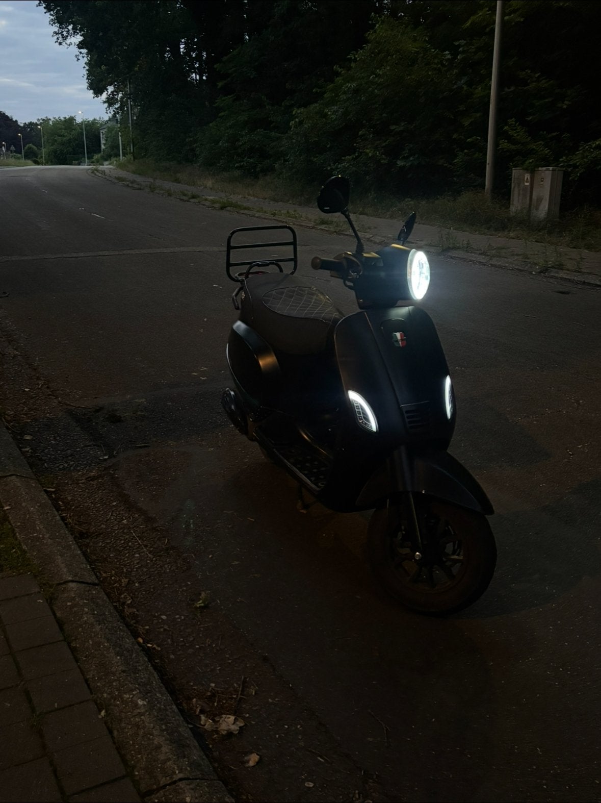 GTS Toscana, Vélos & Vélomoteurs, Vélomoteurs & Scooters bridés, Comme neuf, Autres marques, Essence, Enlèvement