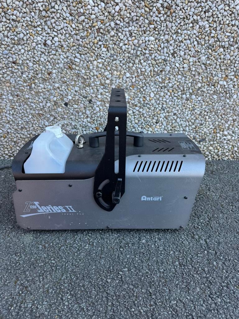 Rookmachine Antari Z-1200 II, Muziek en Instrumenten, Licht en Laser, Ophalen