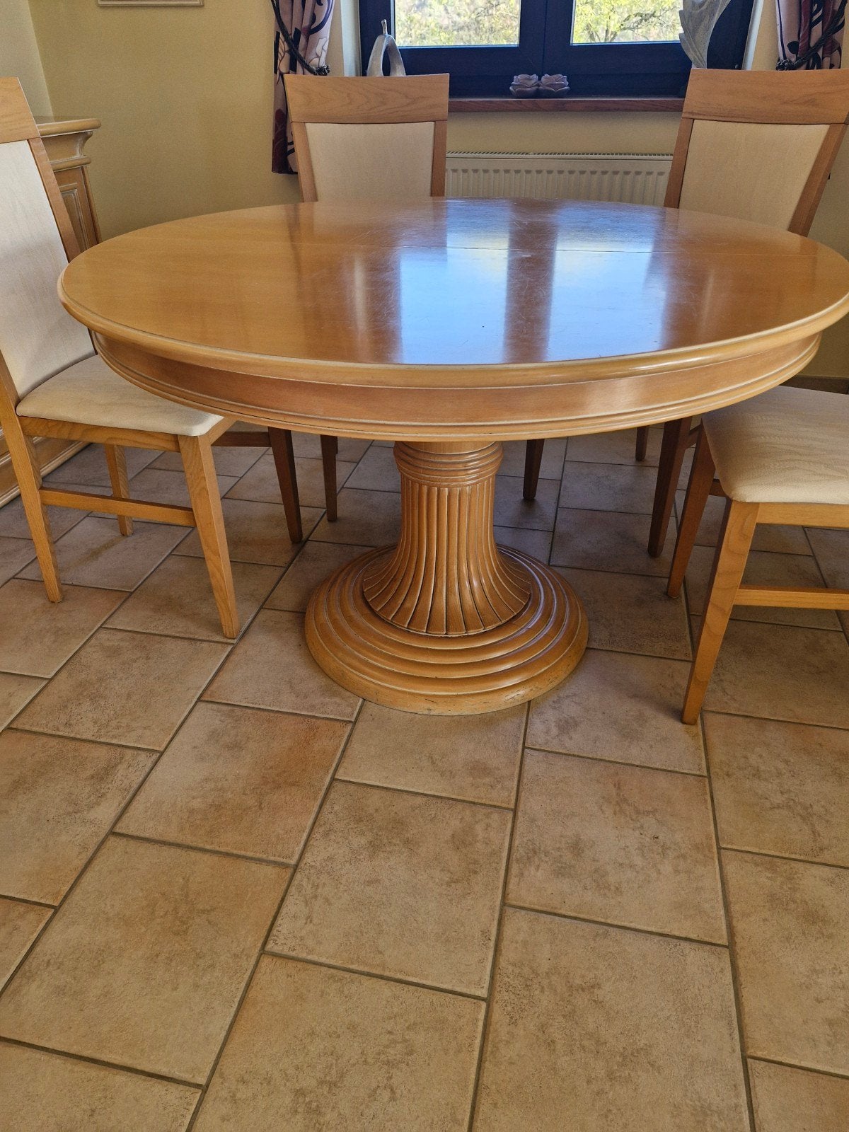 Table ronde, Maison & Meubles, Enlèvement