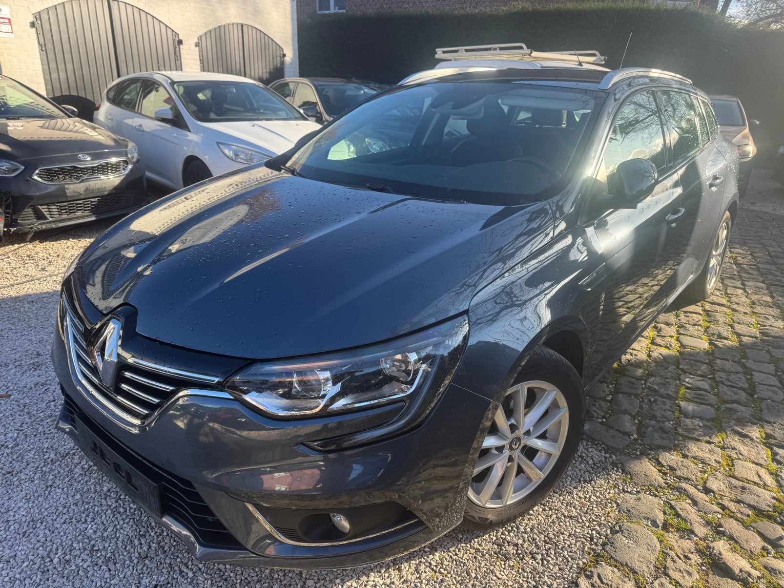Renault Megane 1.2 benzine - 2017*Navi*99000KM*GARANTIE, Auto's, Renault, Voorwielaandrijving, Euro 6, Blauw, Bedrijf
