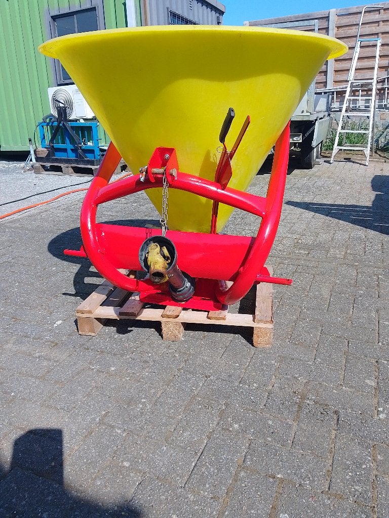 Meststof strooier, Ophalen, Akkerbouw, Gewasbescherming en Bemesting