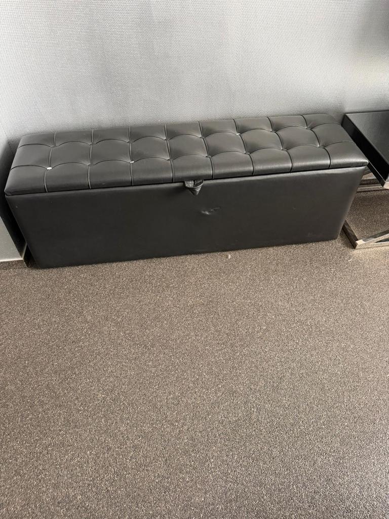 Zitbank/opbergkoffer, Ophalen, Zo goed als nieuw