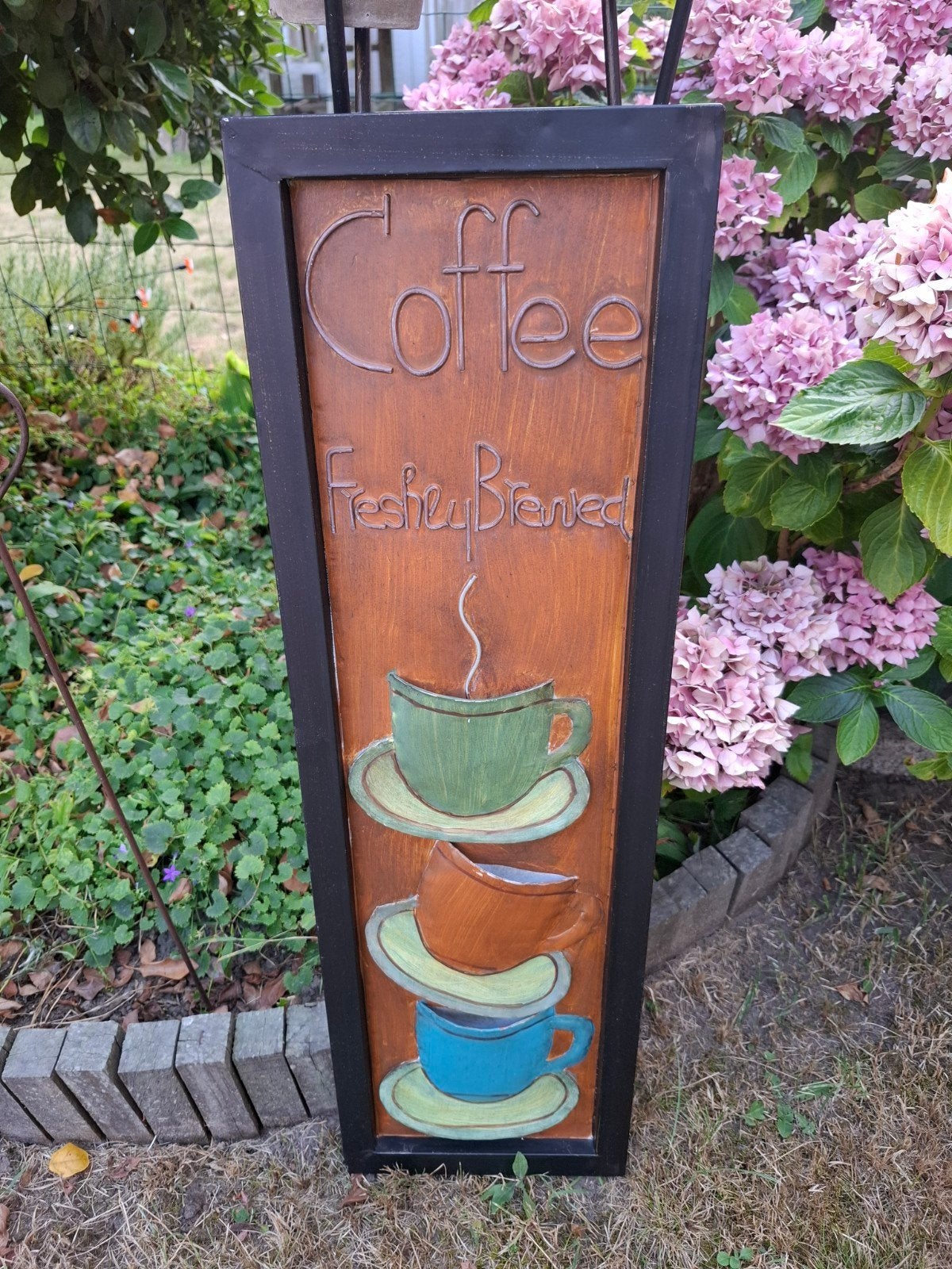Metalen wanddecoratie met kopjes koffie, Ophalen, Minder dan 50 cm, Overige typen, Zo goed als nieuw