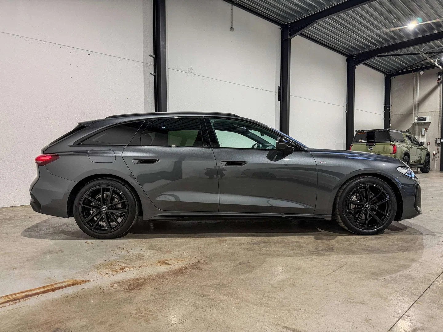 Audi A5 Avant 2.0 TFSI S line | Camera | Pano (automatique), Autos, Argent ou Gris, Achat, Entreprise, Alcantara