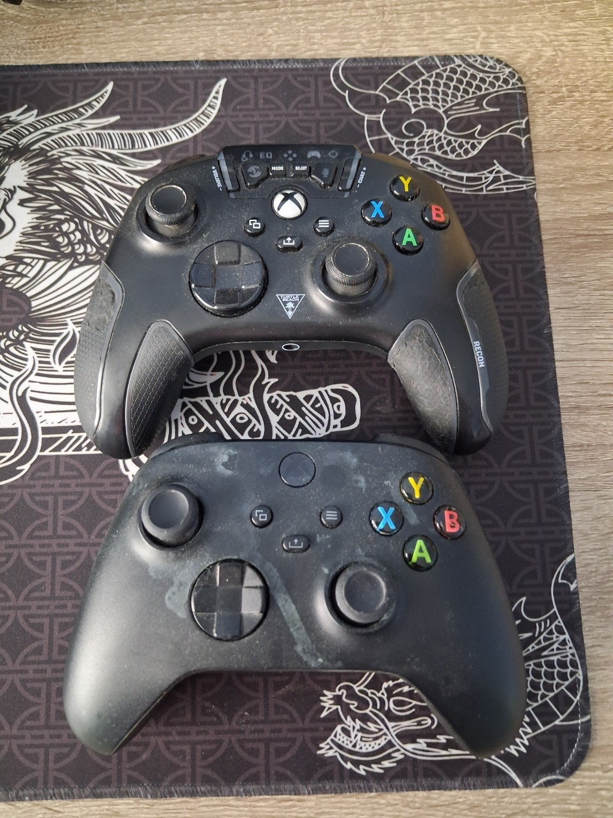 2 xbox controllers, Games en Spelcomputers, Ophalen