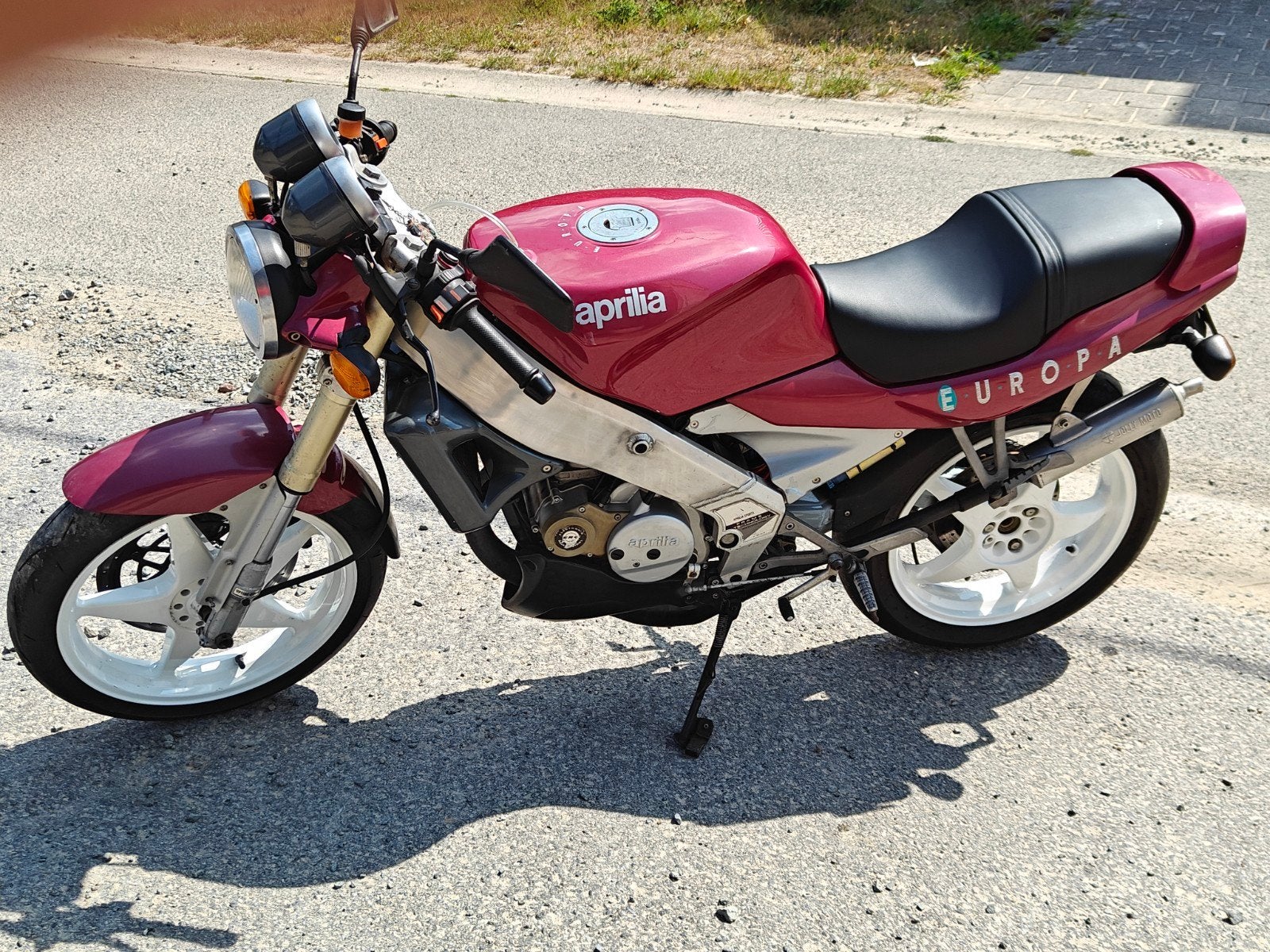 Aprilia Europa 125cc, c'est rare ! 37 ch, 180 km/h, objet de, Motos, Permis Moto A1 minimum, Naked bike, 125 cm³, Jusqu'à 11 kW