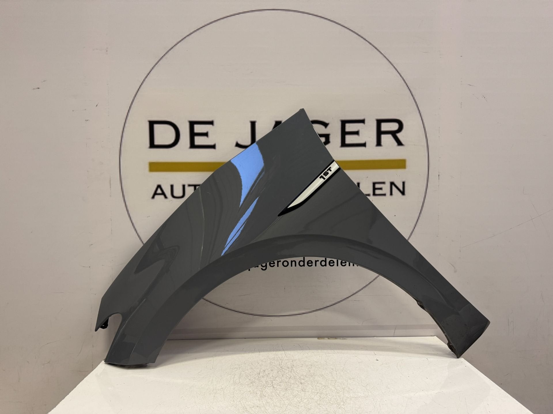 VW ID3 ID 3 VOORSCHERM SPATBORD LINKS 10A821431 2019-, Gebruikt, Volkswagen, Volkswagen AG, Vw@volkswagen.de