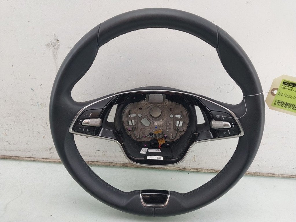 VOLANT DIRECTION Skoda Scala (|5E3419093CT|5E3419093CTKKI|), Utilisé, Info@skoda-auto.de, Skoda, Max-Planck-Straße  3-5
64331  Weiterstadt, DE