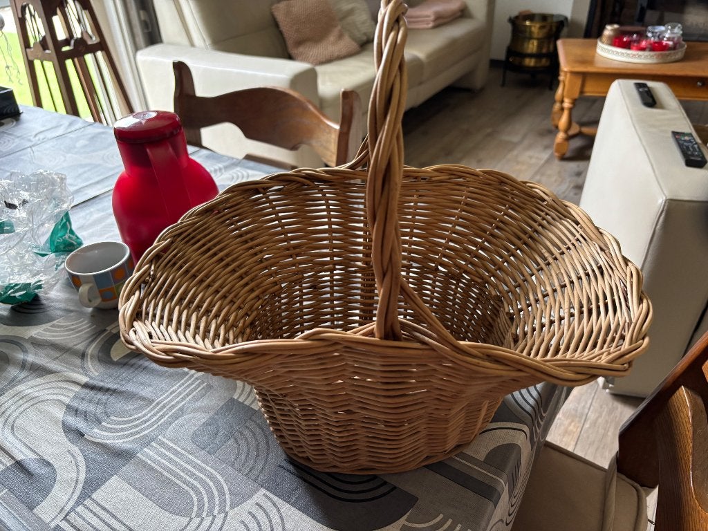 Mandje, Osier, Rond, Comme neuf, Enlèvement