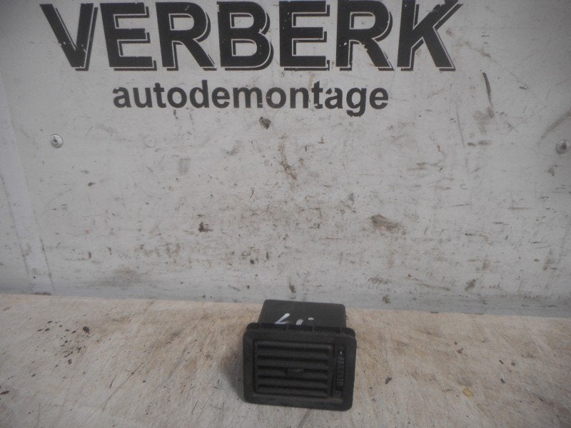 AERATEUR TABLEAU DE BORD GAUCHE Volvo 940 I Estate, Info@volvocars.com, Volvo Car Germany GmbH, Siegburger Straße 229
50679  Köln, DE