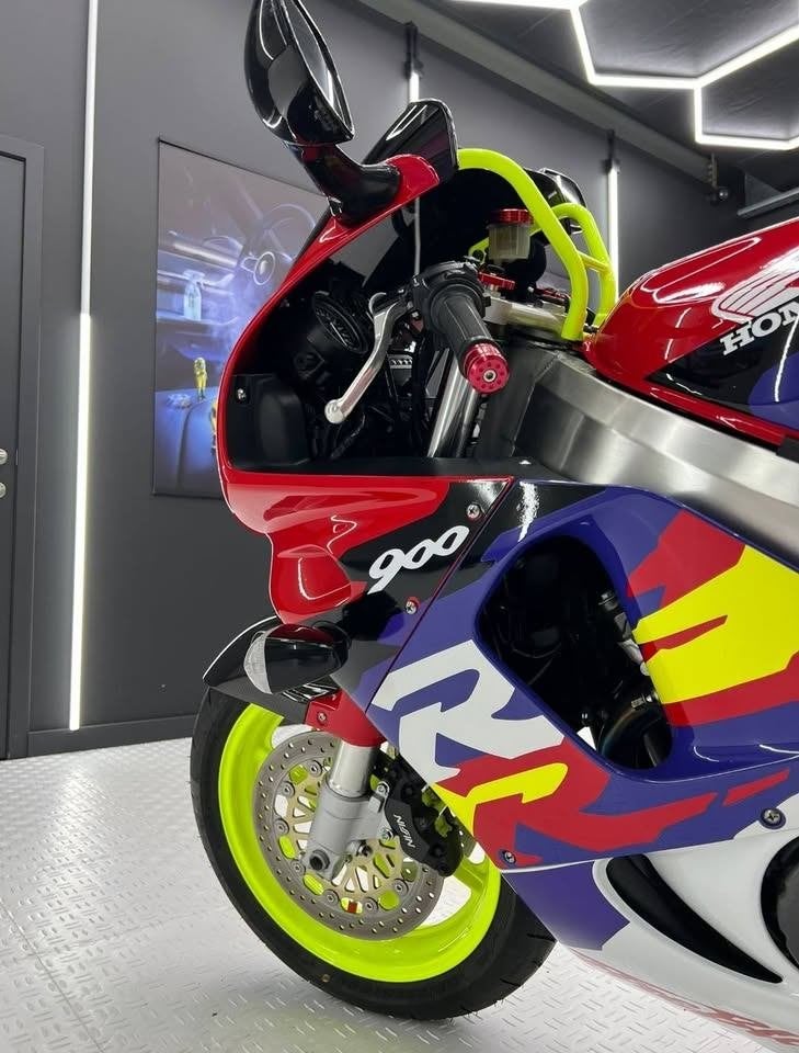 '96 Fireblade SC33 (als nieuw/restomod), Motoren, 900 cc, Super Sport, Particulier, 4 cilinders